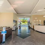 Maravilhoso Apartamento Com Vista Mar E Piscina
